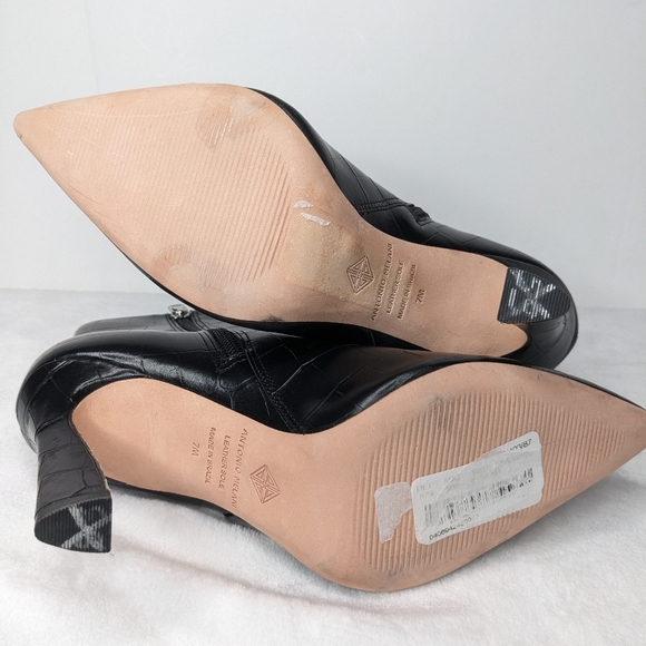 ANTONIO MELANI Gaby Crocodile Leather Embossed Heeled Ankle Boots - Picture 4 of 5